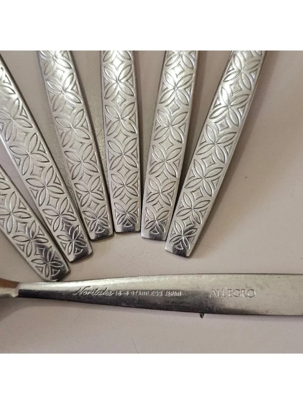 7 Noritake Allegro Soup Spoons 7.5
